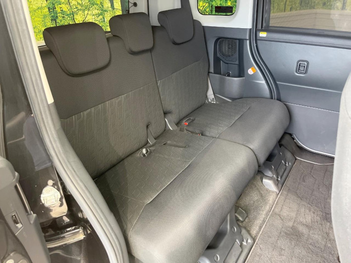 2018 Toyota TANK DBA-M900A (UW-6a2784b7b9d70)[29]