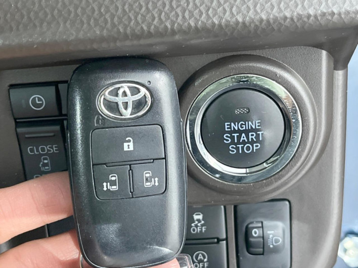 2020 Toyota Roomy 5BA-M900A (UW-6a2784b9b4f29)[23]