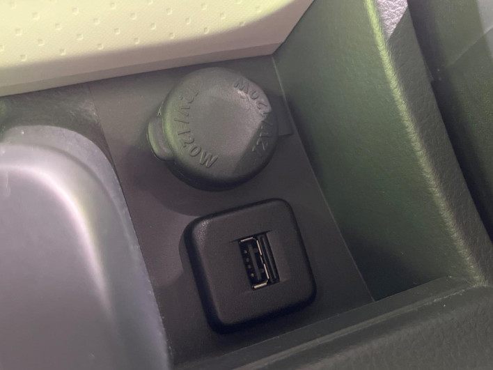 2012 Suzuki MR Wagon DBA-MF33S (UW-6a2784ce5e85f)[25]