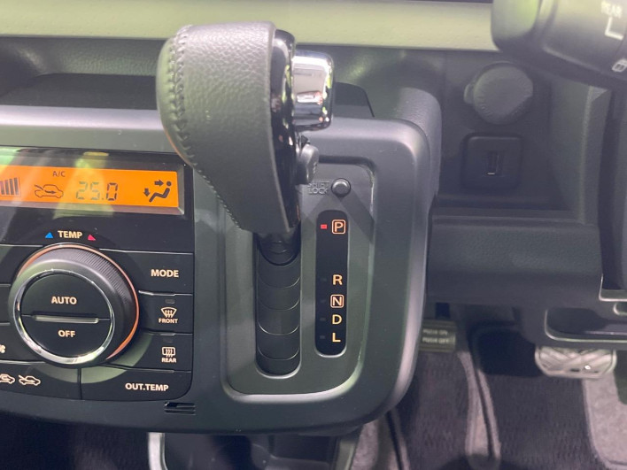 2012 Suzuki MR Wagon DBA-MF33S (UW-6a2784ce5e85f)[23]