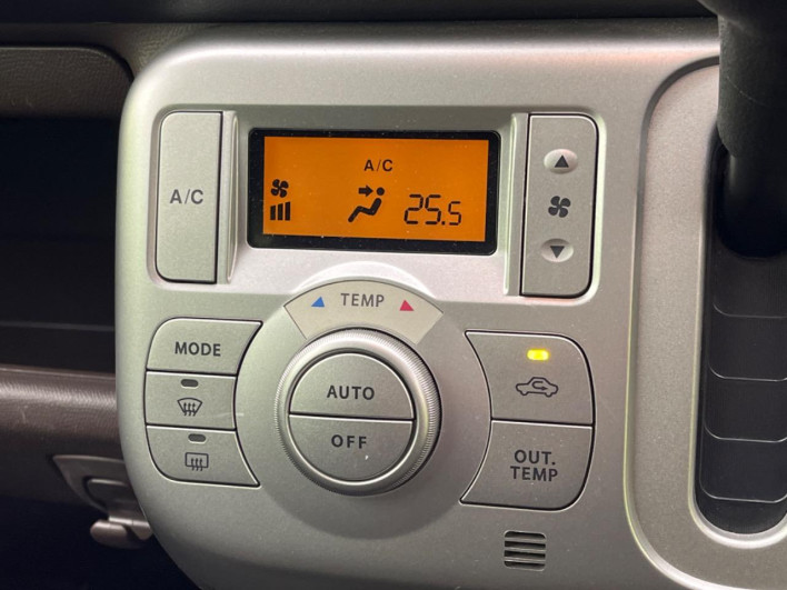 2010 Nissan Moco DBA-MG22S (UW-6a2784cf777b6)[19]