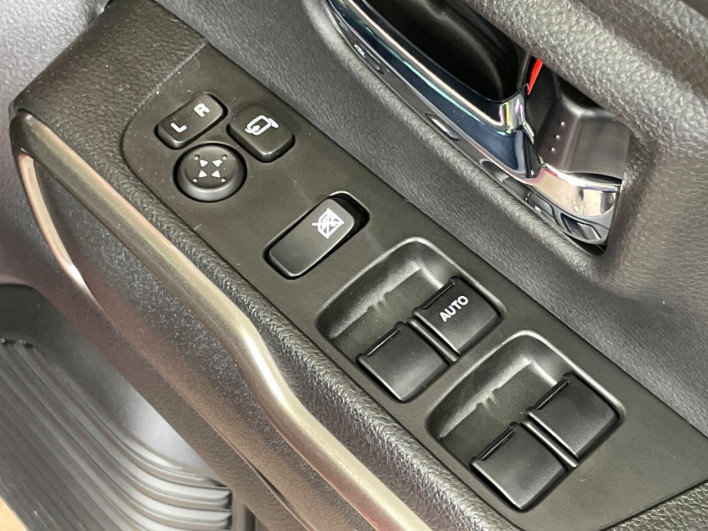 2023 Suzuki Hustler 5AA-MR92S (UW-6a2784f3914ed)[13]