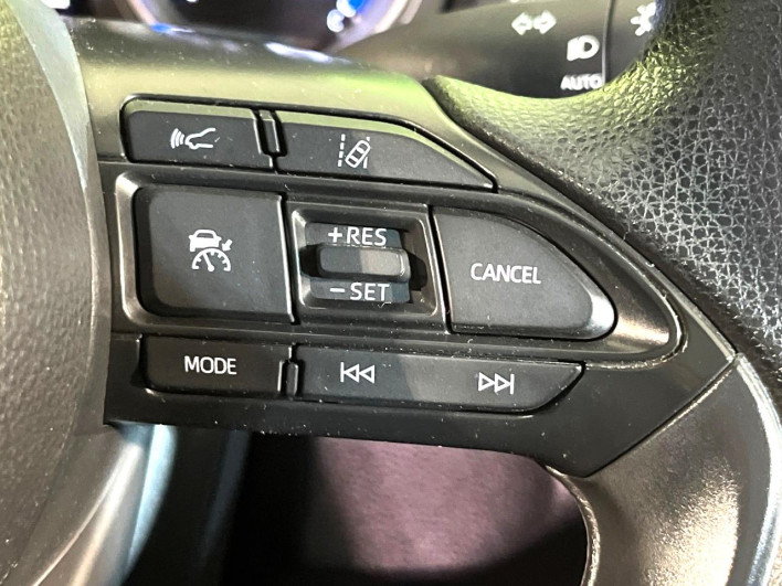 2021 Toyota Yaris Cross 6AA-MXPJ10 (UW-6a27850ca9b91)[22]