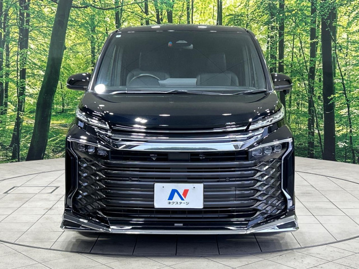 2022 Toyota Voxy 6BA-MZRA90W (UW-6a27852be61ed)[24]