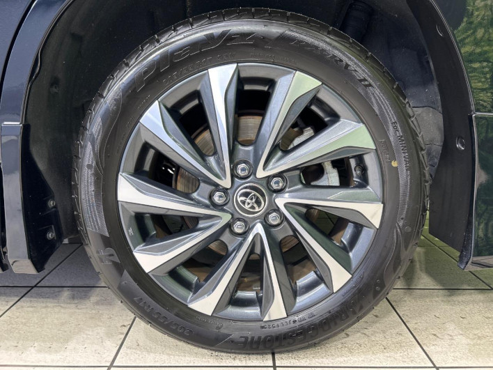 2022 Toyota Voxy 6BA-MZRA90W (UW-6a27852be61ed)[16]