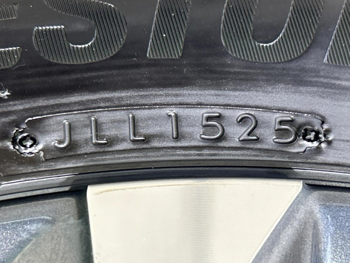 2022 Toyota Voxy 6BA-MZRA90W (UW-6a27852be61ed)[18]