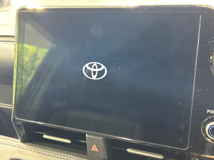 2022 Toyota Voxy 6BA-MZRA90W (UW-6a27852be61ed)[8]