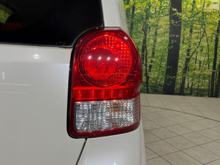 2013 Toyota Porte DBA-NCP141 (UW-6a27853456c76)[8]