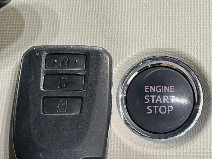 2013 Toyota Porte DBA-NCP141 (UW-6a27853456c76)[21]