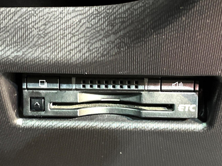 2015 Toyota Aqua DAA-NHP10 (UW-6a27853bb6397)[11]