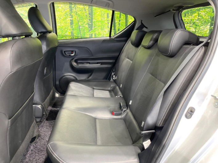 2019 Toyota Aqua DAA-NHP10 (UW-6a27853f367f2)[28]