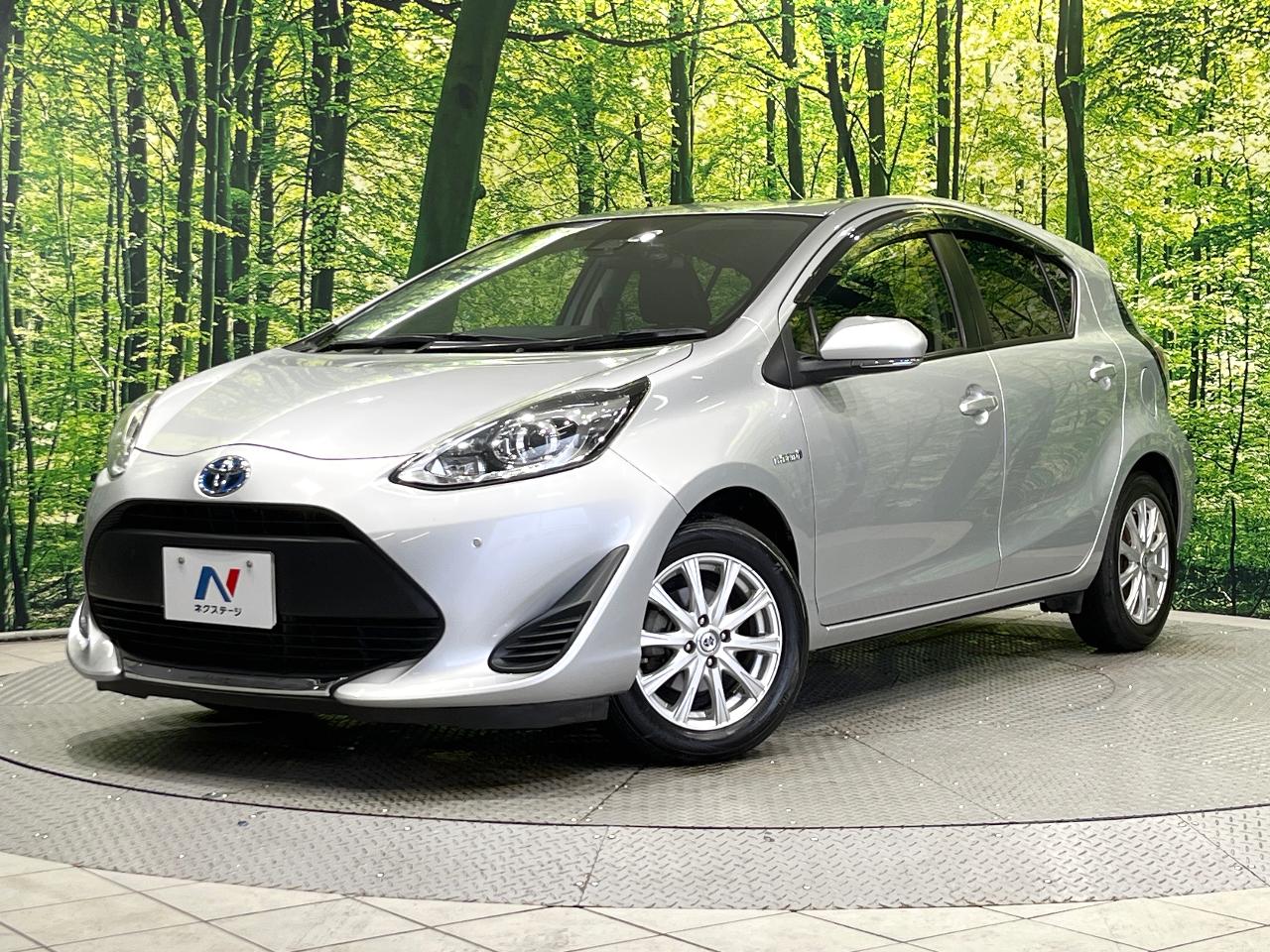 2019 Toyota Aqua DAA-NHP10
