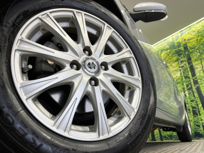 2019 Toyota Aqua DAA-NHP10 (UW-6a27853f367f2)[17]