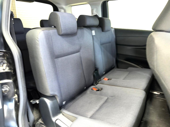 2016 Toyota Sienta DAA-NHP170G (UW-6a27853fe8876)[22]