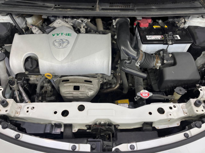 2015 Toyota Sienta DBA-NSP170G (UW-6a278543c1522)[5]