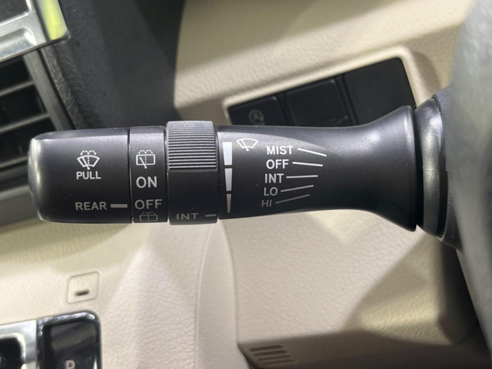 2015 Toyota Sienta DBA-NSP170G (UW-6a278543c1522)[20]