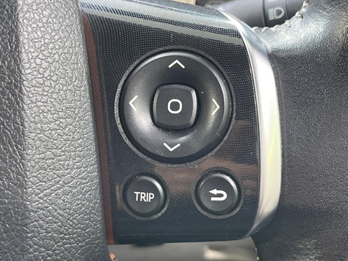 2015 Toyota Sienta DBA-NSP170G (UW-6a278543c1522)[23]