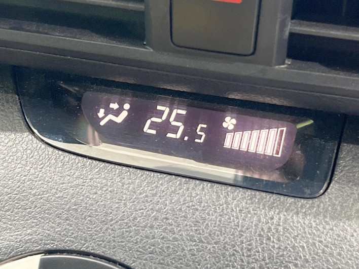 2019 Toyota Sienta DBA-NSP170G (UW-6a2785451d519)[22]