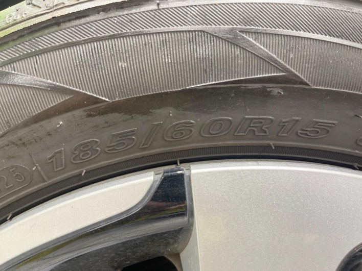 2019 Toyota Sienta DBA-NSP170G (UW-6a2785451d519)[16]