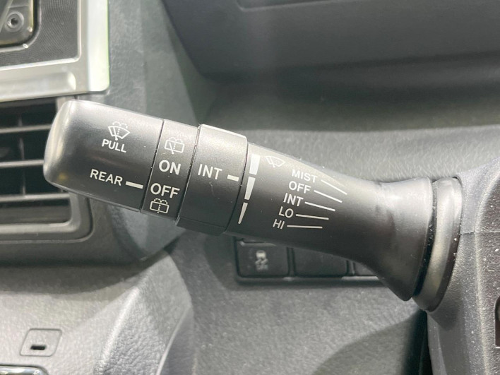 2019 Toyota Sienta DBA-NSP170G (UW-6a2785451d519)[29]