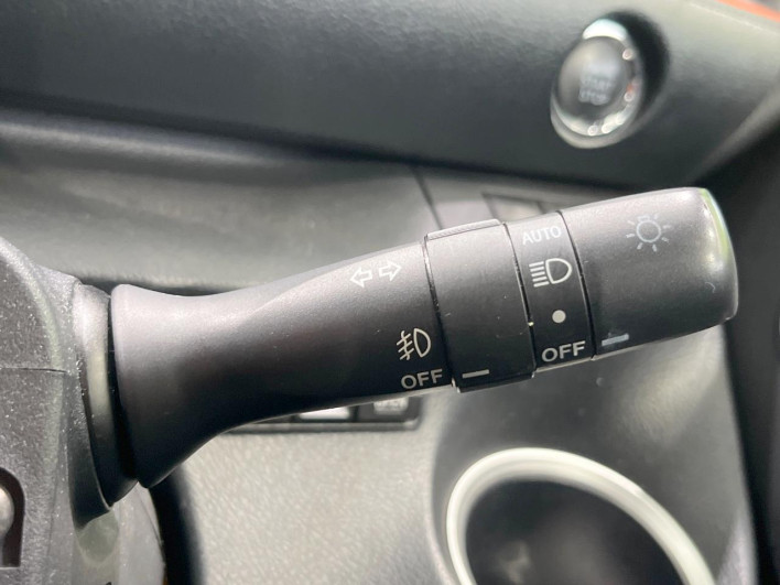 2019 Toyota Sienta DBA-NSP170G (UW-6a2785451d519)[28]