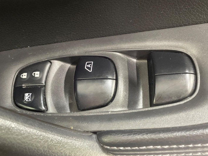 2016 Nissan X-Trail DBA-NT32 (UW-6a278548a8776)[5]