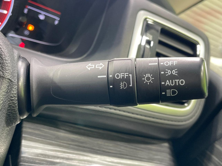 2013 Honda Odyssey DBA-RC1 (UW-6a27855062164)[15]
