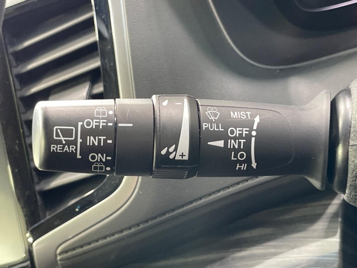 2013 Honda Odyssey DBA-RC1 (UW-6a27855062164)[16]