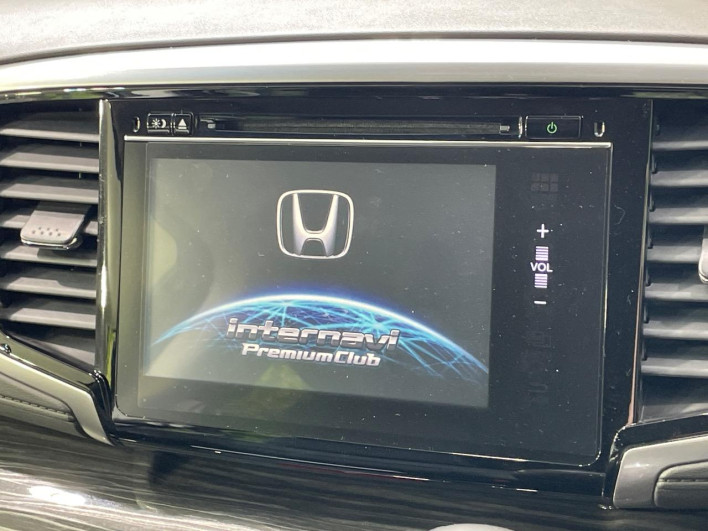 2013 Honda Odyssey DBA-RC1 (UW-6a27855062164)[10]