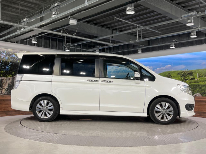 2013 Honda Stepwgn Spada DBA-RK5 (UW-6a2785533d5b1)[8]