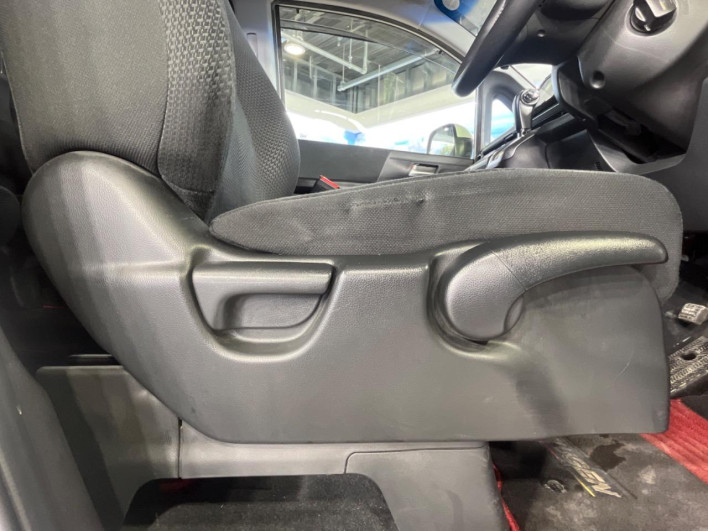 2013 Honda Stepwgn Spada DBA-RK5 (UW-6a2785533d5b1)[25]