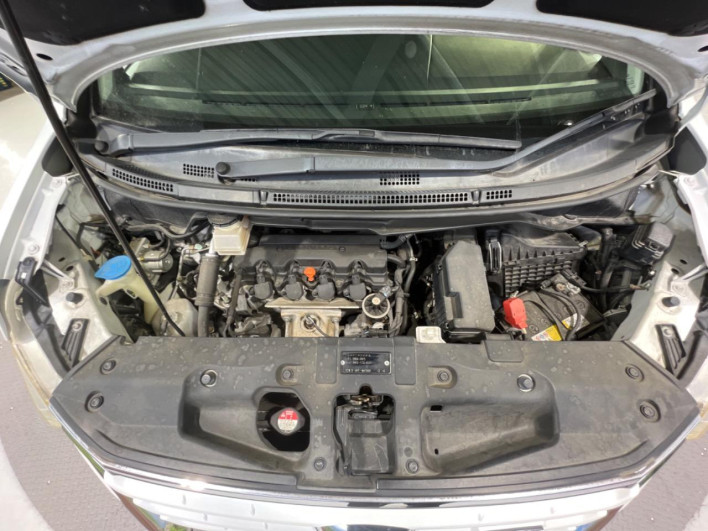 2013 Honda Stepwgn Spada DBA-RK5 (UW-6a2785533d5b1)[4]