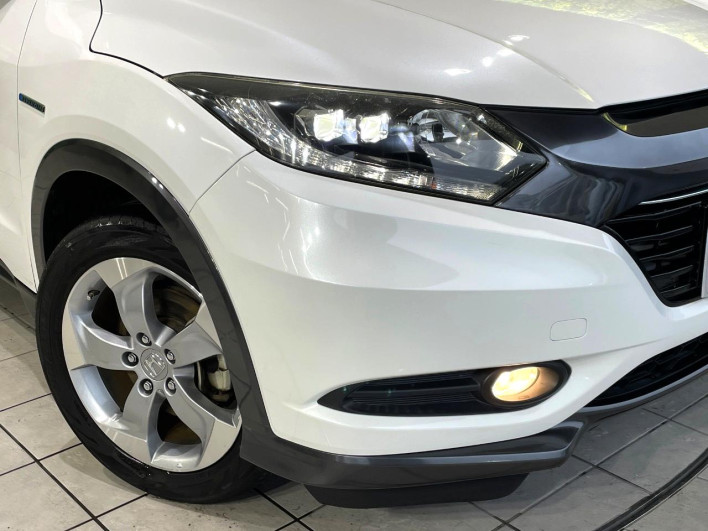 2014 Honda VEZEL DAA-RU3 (UW-6a27855990ac7)[22]