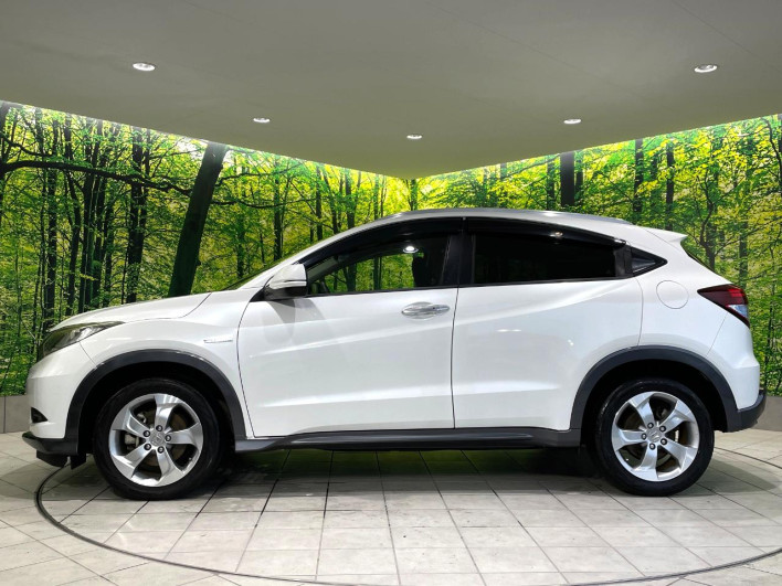 2014 Honda VEZEL DAA-RU3 (UW-6a27855990ac7)[7]