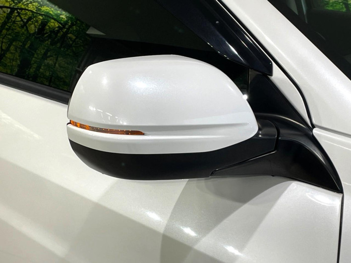 2014 Honda VEZEL DAA-RU3 (UW-6a27855990ac7)[28]