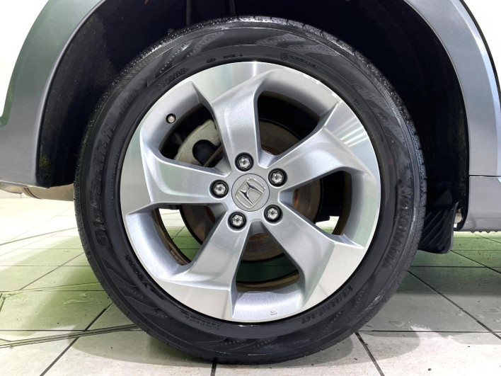 2014 Honda VEZEL DAA-RU3 (UW-6a27855990ac7)[24]