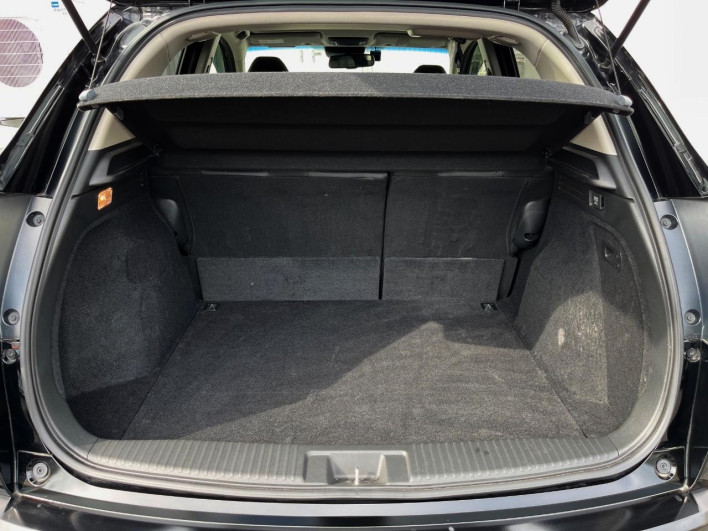 2016 Honda VEZEL DAA-RU3 (UW-6a27855b3c2bf)[29]