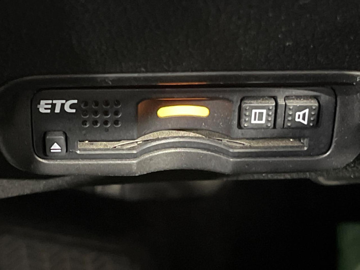 2017 Honda VEZEL DAA-RU3 (UW-6a27855c7bdec)[25]