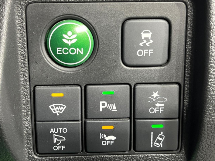 2017 Honda VEZEL DAA-RU3 (UW-6a27855c7bdec)[11]