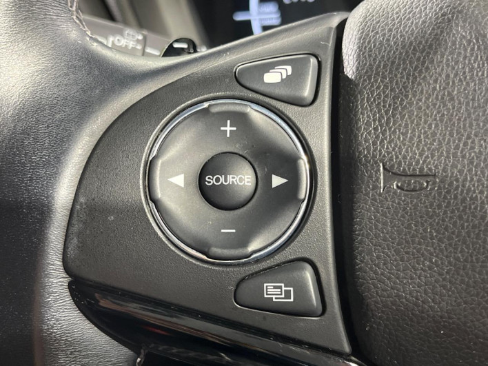 2017 Honda VEZEL DAA-RU3 (UW-6a27855c7bdec)[17]