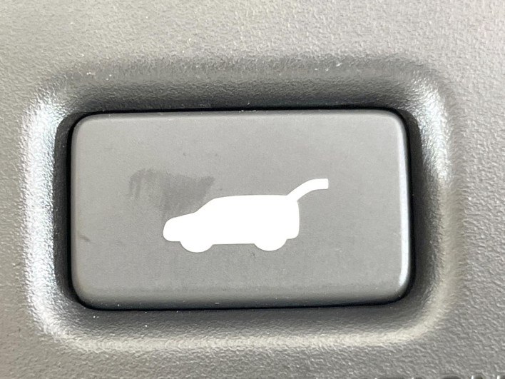 2024 Honda VEZEL 6AA-RV5 (UW-6a278561d683a)[14]