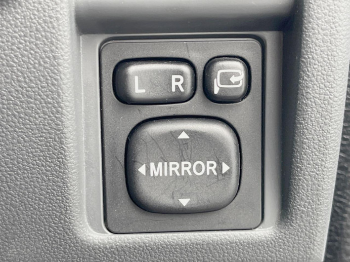 2015 Daihatsu Daihatsu Hijet Cargo EBD-S331V (UW-6a278565e1e77)[27]