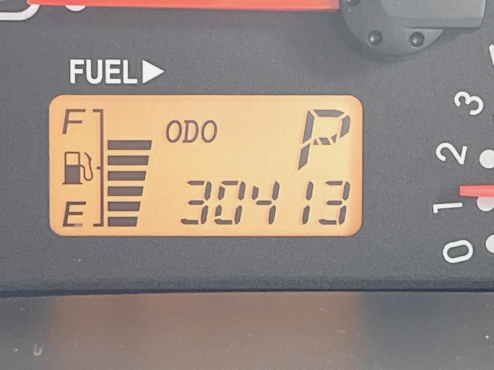 2015 Daihatsu Daihatsu Hijet Cargo EBD-S331V (UW-6a278565e1e77)[2]