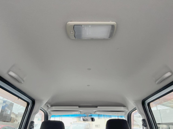 2015 Daihatsu Daihatsu Hijet Cargo EBD-S331V (UW-6a278565e1e77)[9]