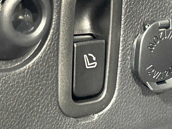 2013 Subaru Forester DBA-SJ5 (UW-6a278569daea6)[6]
