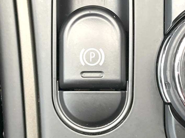 2017 Rover Mini LDA-YT20 (UW-6a27858d04dda)[20]