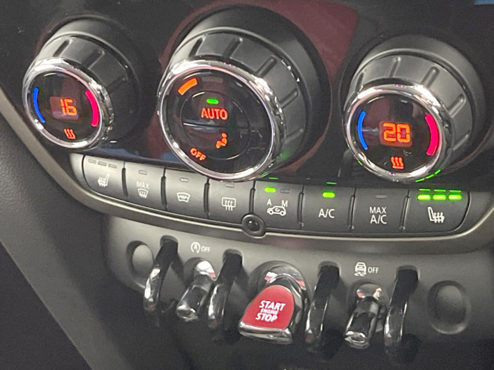2017 Rover Mini LDA-YT20 (UW-6a27858d04dda)[16]