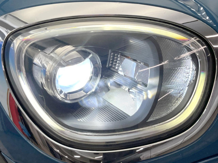 2017 Rover Mini LDA-YT20 (UW-6a27858d04dda)[28]