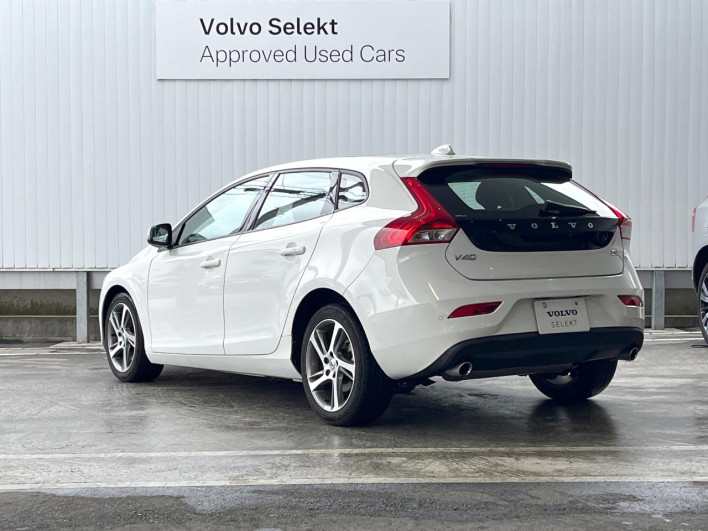 2018 Volvo V40 LDA-MD4204T (UW-6a278590130e0)[21]