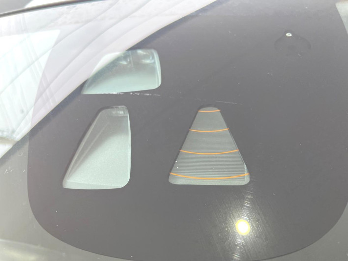 2018 Volvo V40 LDA-MD4204T (UW-6a278590130e0)[10]